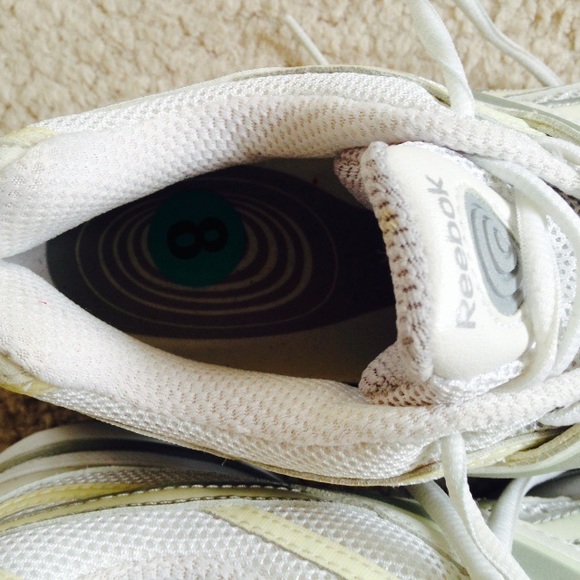 Reebok - Picture 5 of 5